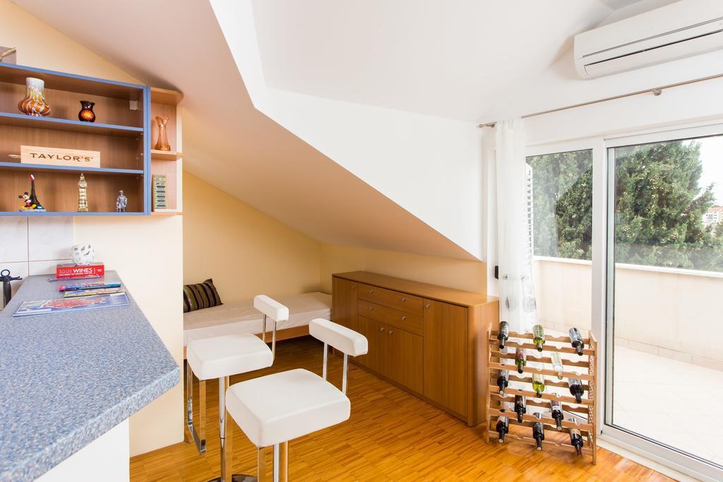 Sunlit Comfort Apartments Dubrovnik Room photo